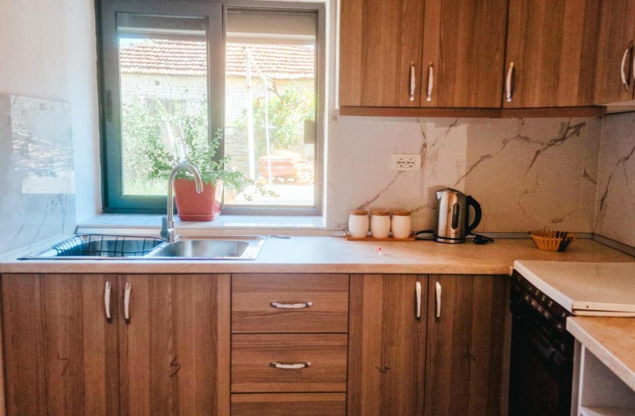 Guesthouse Kroi City Center Berat Dış mekan fotoğraf